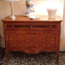 Commodes et tables de chevet de style 